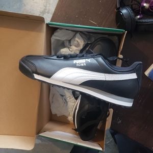 Puma roma shoes